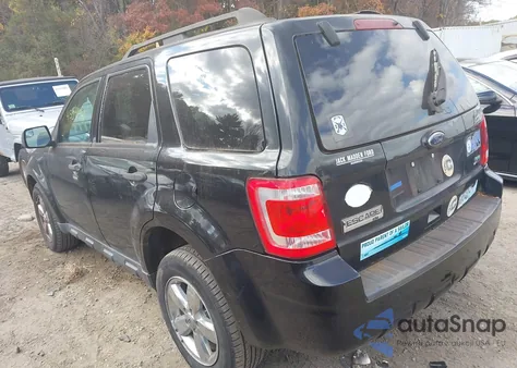 2010 Ford Escape Xlt from USA, damaged, VIN 1FMCU9DG3AKD23733